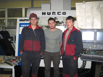 Фото (слева направо): выпускники НовГУ - Петр Тамбовцев, Александр Яковлев и Дмитрий Угрюмов.